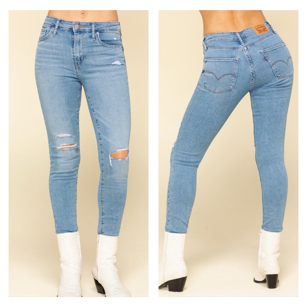 Levi’s 721 Light Blue High-Rise Skinny Jeans, 31